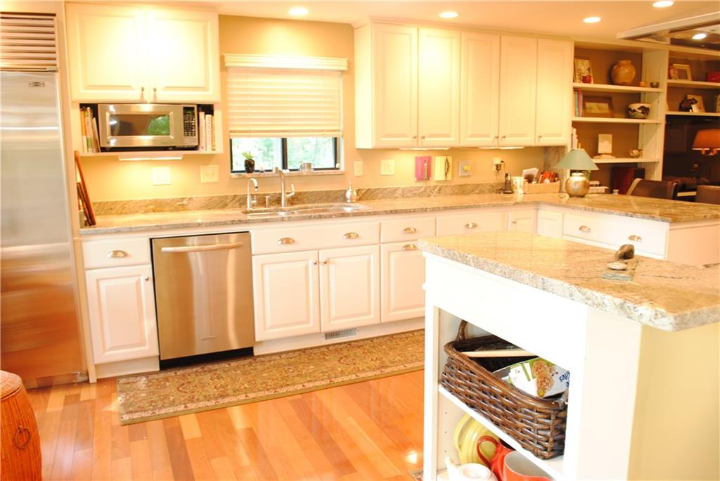 500 Guyasuta Road Pittsburgh, PA 15215 - Photo 13 of 25 Gallery Image 13