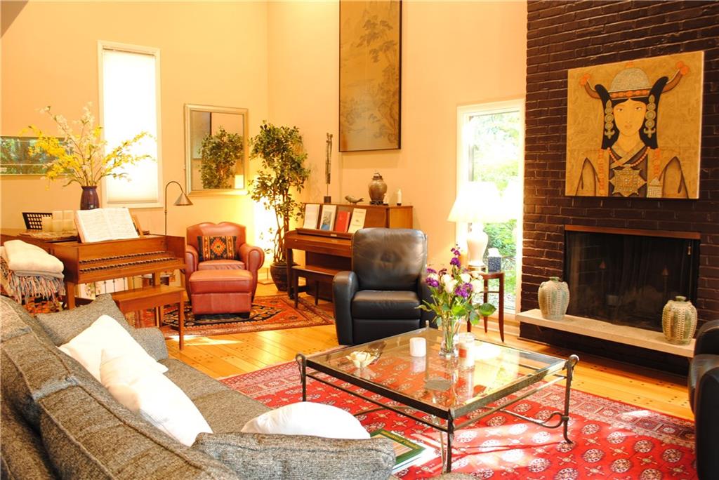 500 Guyasuta Road Pittsburgh, PA 15215 - Photo 3 of 25 Gallery Image 3