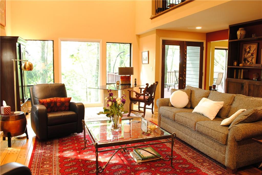 500 Guyasuta Road Pittsburgh, PA 15215 - Photo 6 of 25 Gallery Image 6