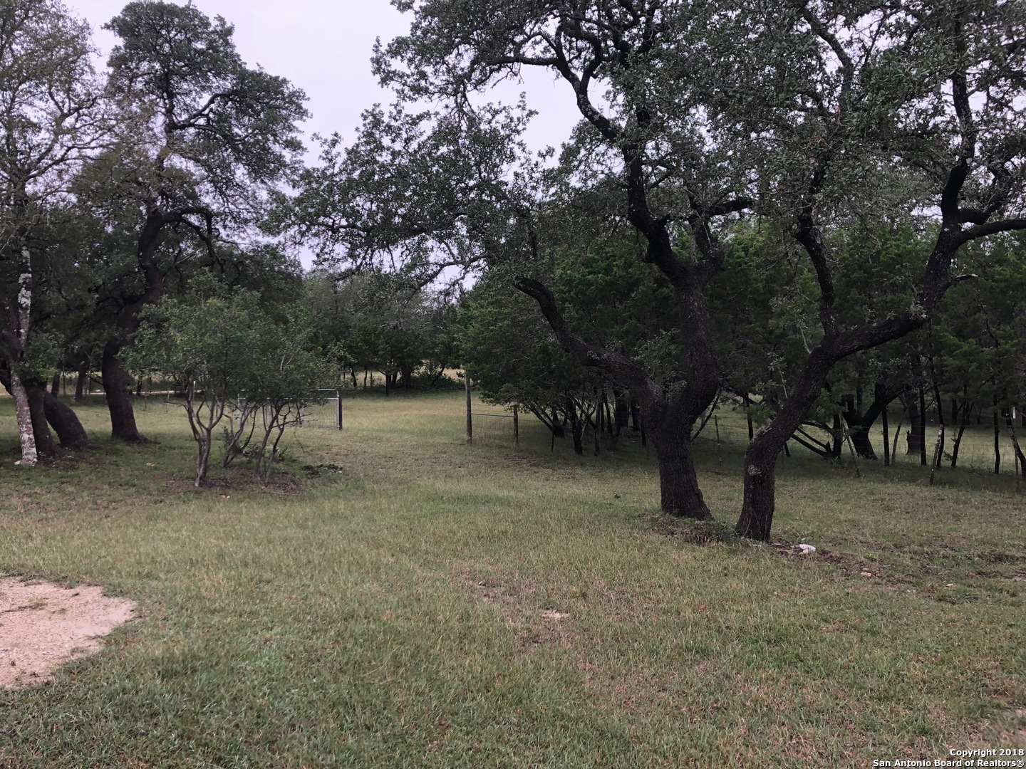 403 Los Indios Road Boerne, TX 78006 - Photo 18 of 20
