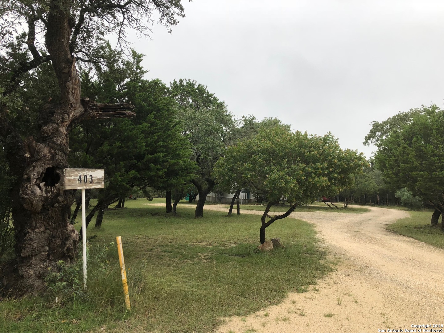 403 Los Indios Road Boerne, TX 78006 - Photo 2 of 20