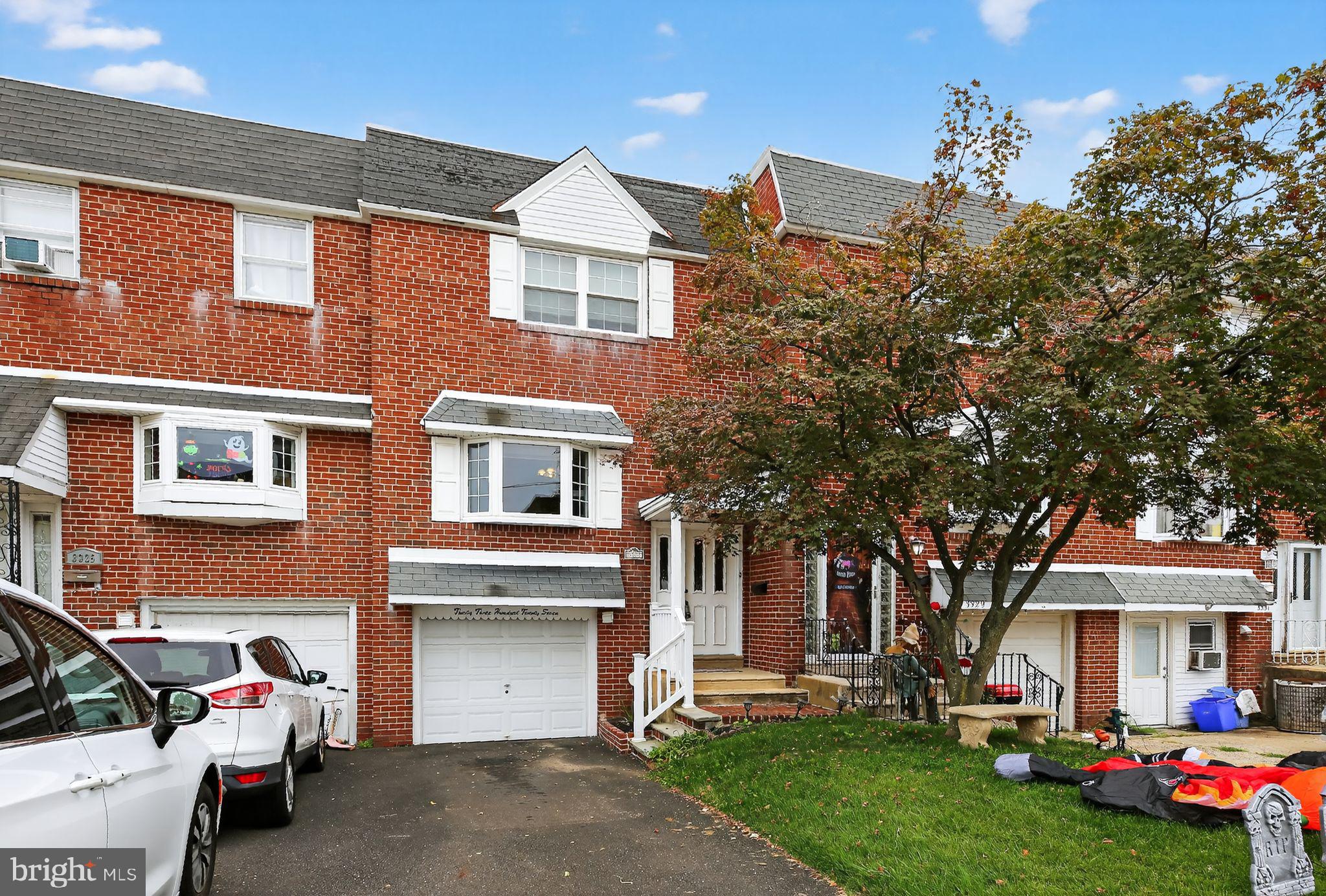 3327 Morning Glory Road Philadelphia, PA 19154 - Photo 2 of 15 Gallery Image 2
