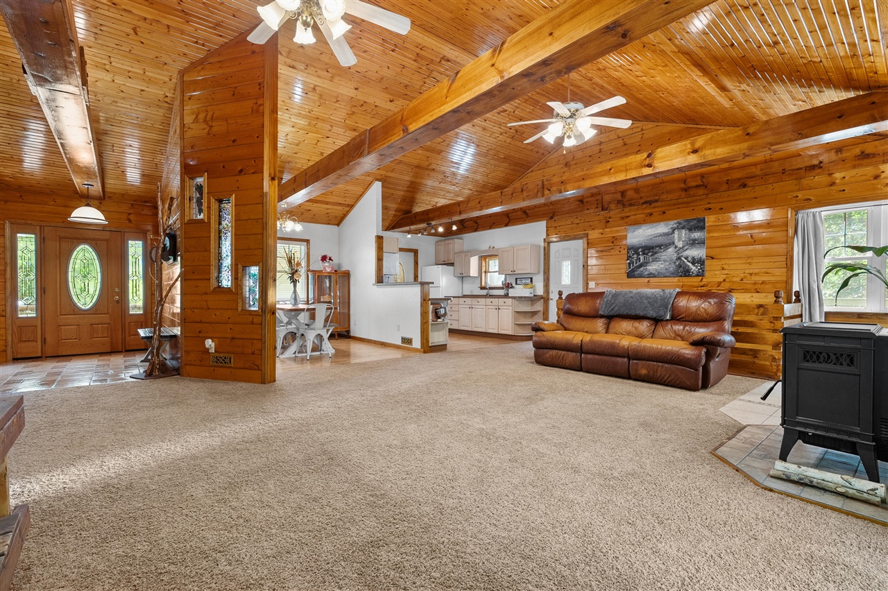 56200 California Road Dowagiac, MI 49047 - Photo 5 of 67