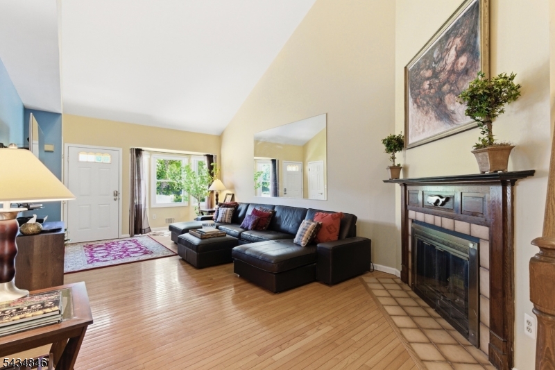 114 Wagon Wheel Road Sparta, NJ 07871 - Photo 9 of 50