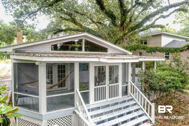 18 Fels Avenue Fairhope, AL 36532 - Photo 28 of 33 Back of Home
