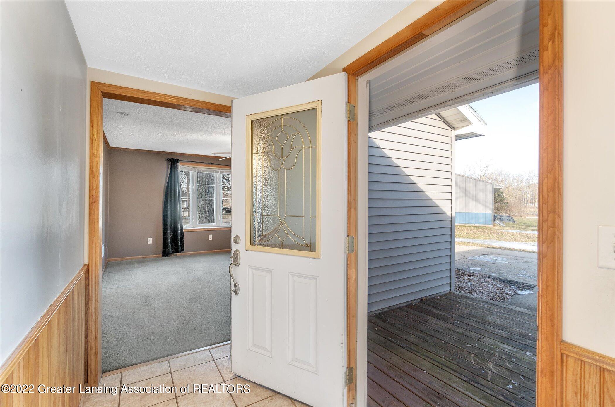 7382 Pats Drive Dimondale, MI 48821 - Photo 6 of 33 06-7382-Pats-Dr-WindowStill-Real-Estate-