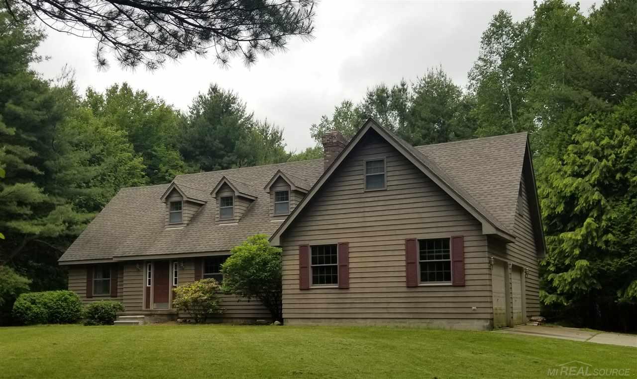 2320 South Lakeshore Road Applegate, MI 48401 - Photo 2 of 45 31384939-1.JPG