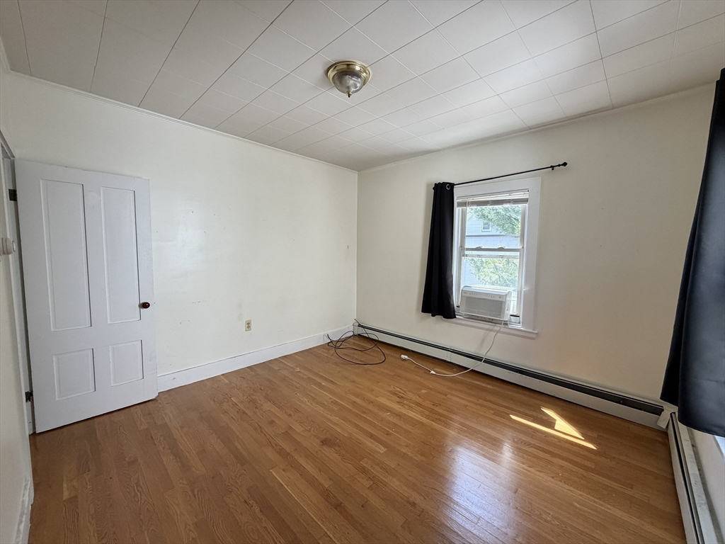 11 Snow Street, Unit 2R Boston, MA 02135 - Photo 3 of 9