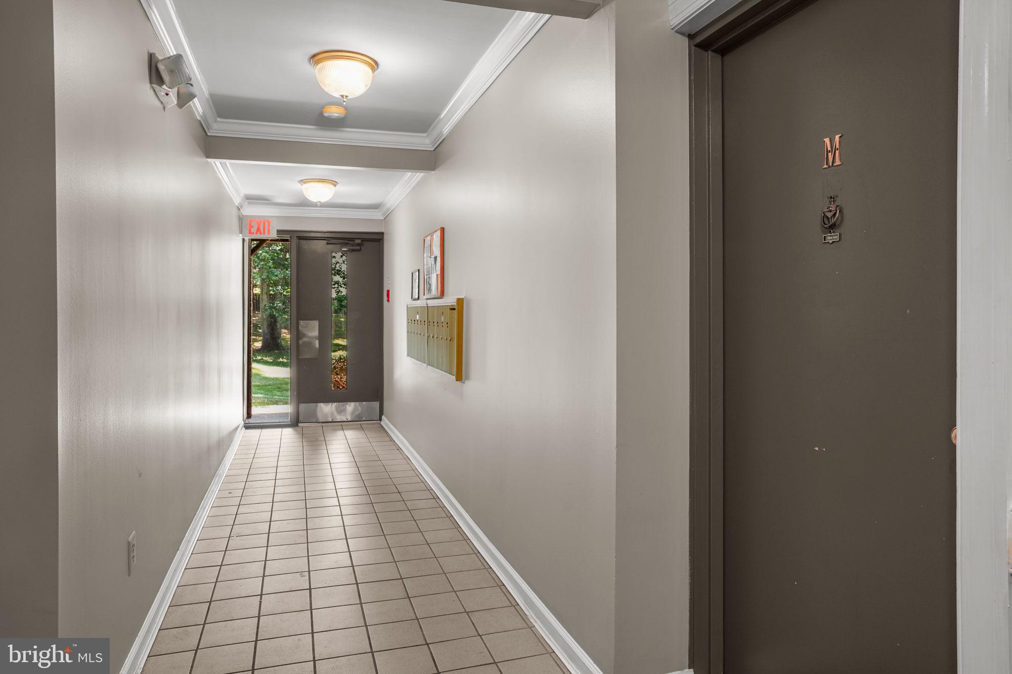 5818 Royal Ridge Drive, Unit M Springfield, VA 22152 - Photo 2 of 33