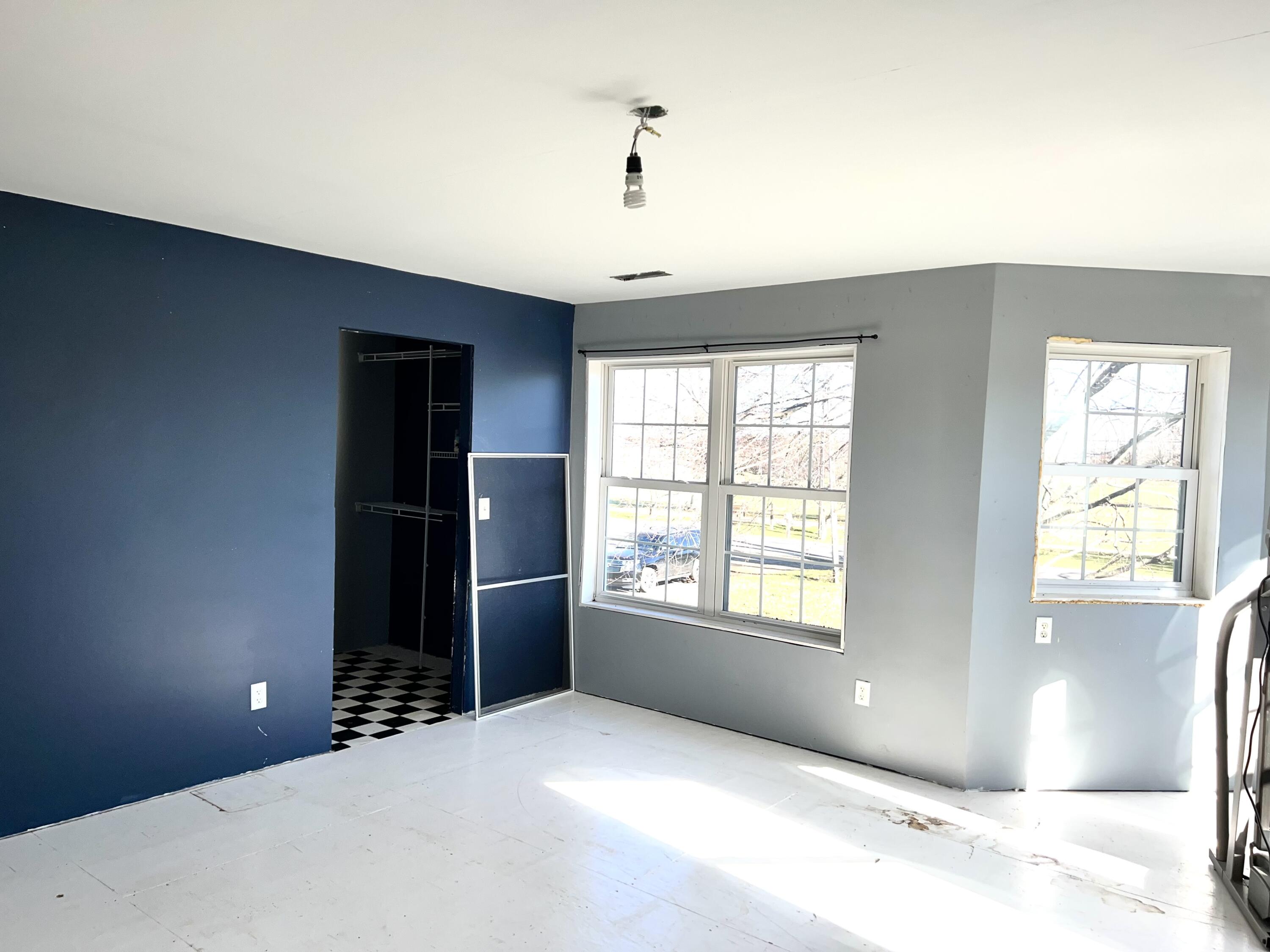 5560 Scottdale Road St. Joseph, MI 49085 - Photo 2 of 32 IMG_9069