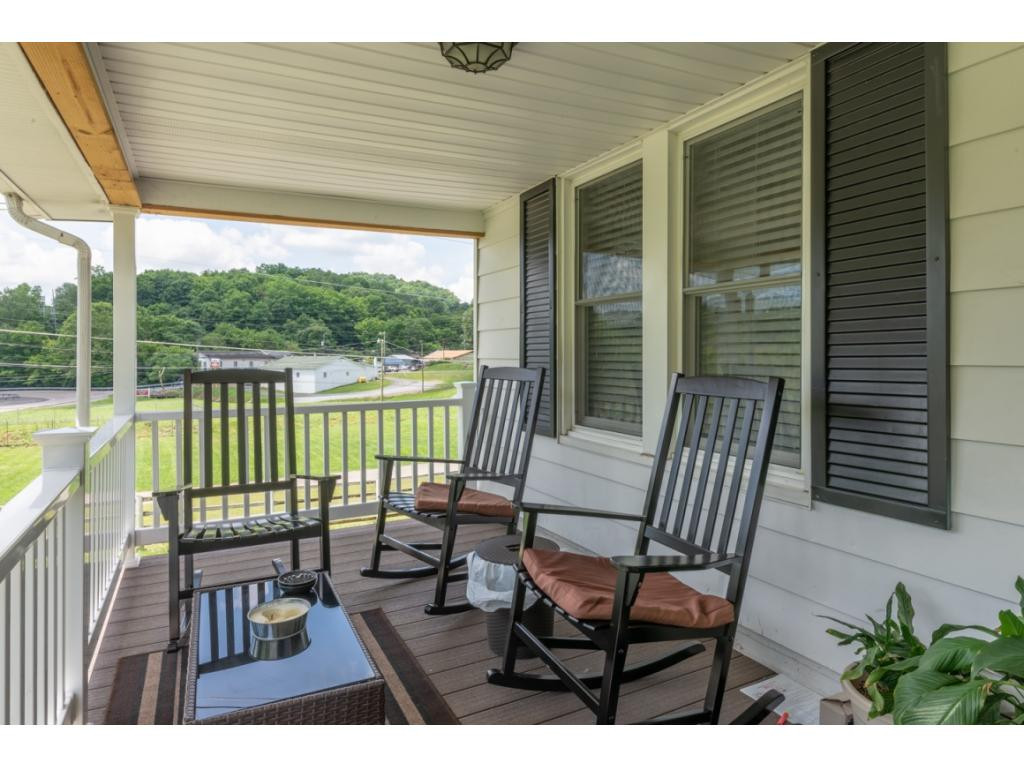 9297 Island Road Bristol, VA 24202 - Photo 4 of 23 Photo 5