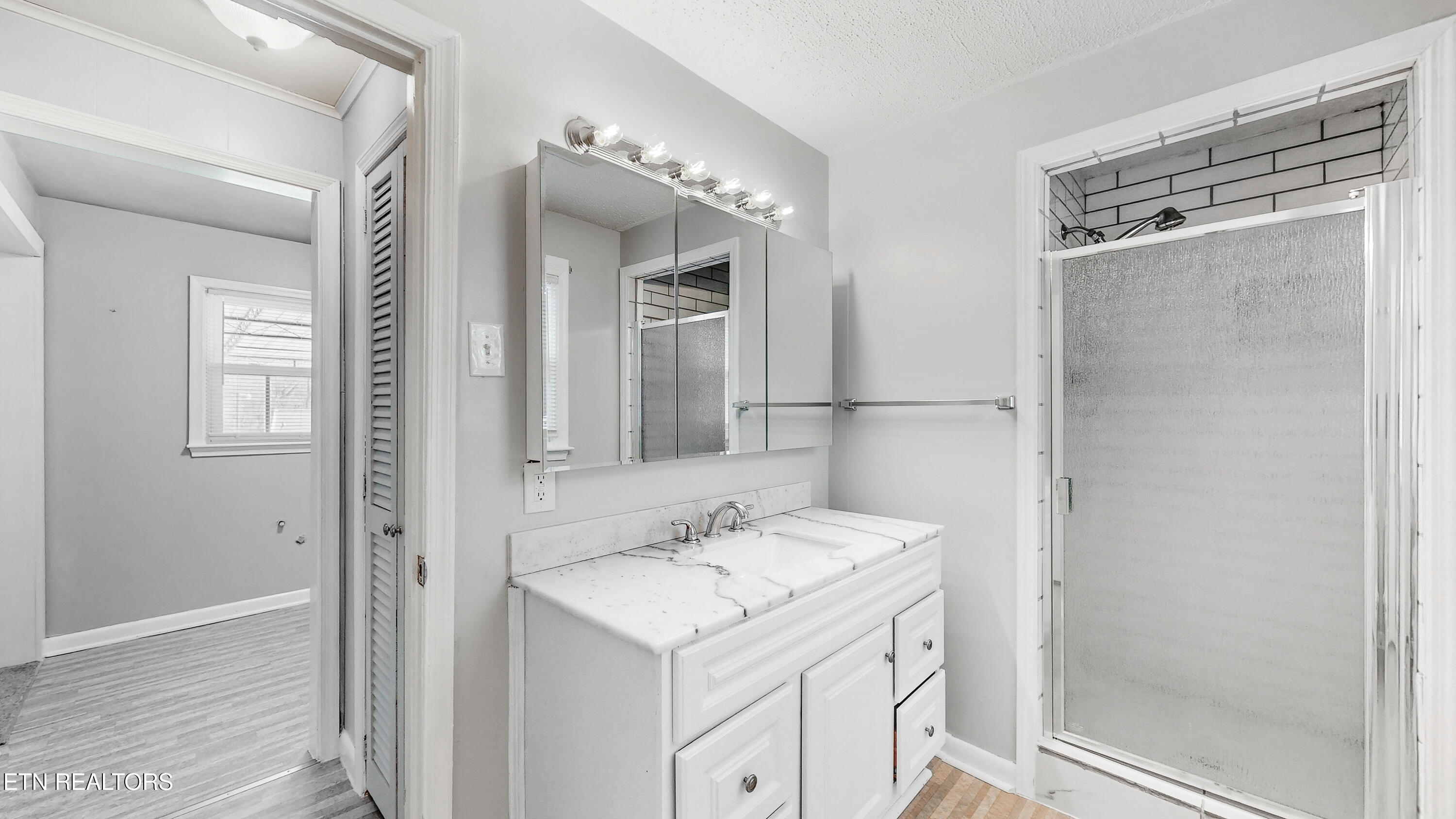 305 Bona Road Knoxville, TN 37914 - Photo 29 of 43 bona-25