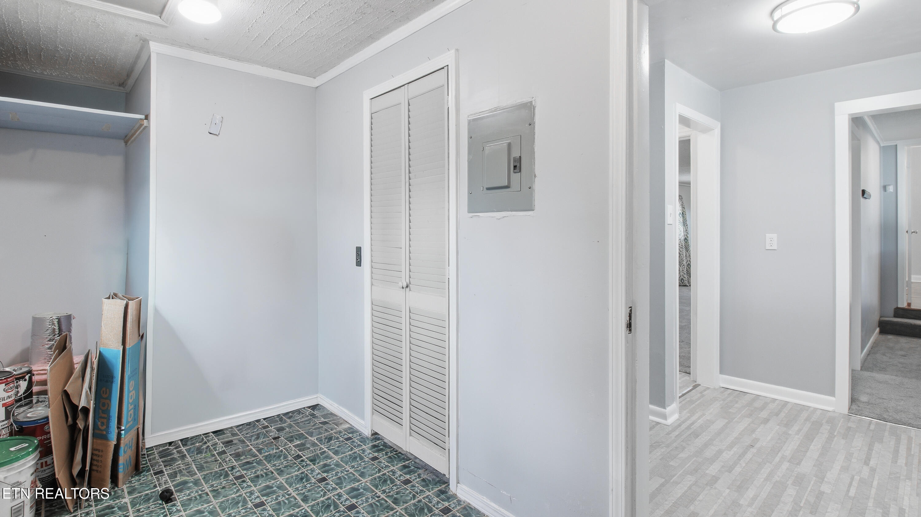 305 Bona Road Knoxville, TN 37914 - Photo 32 of 43 bona-27