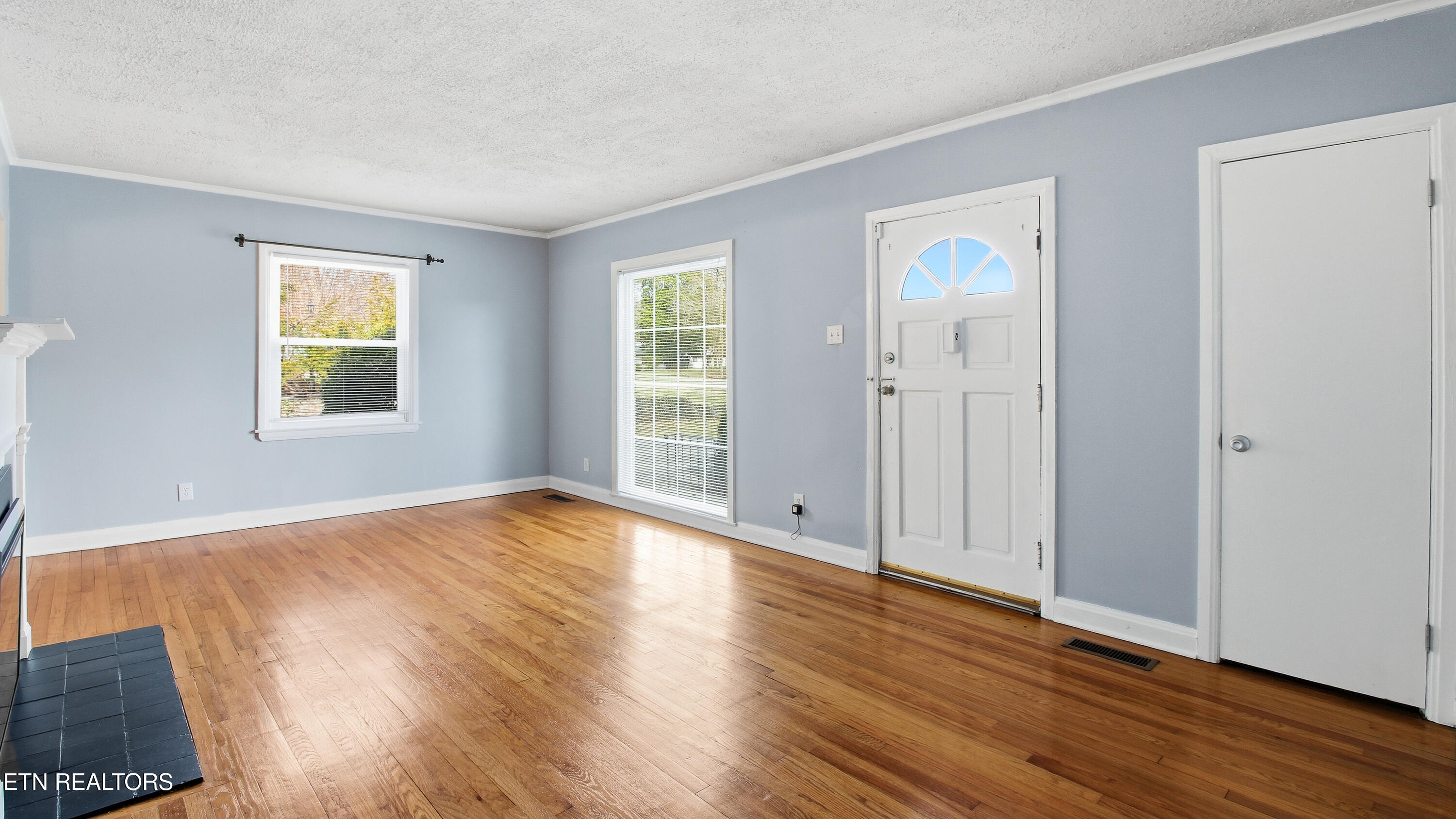 305 Bona Road Knoxville, TN 37914 - Photo 5 of 43 bona-05