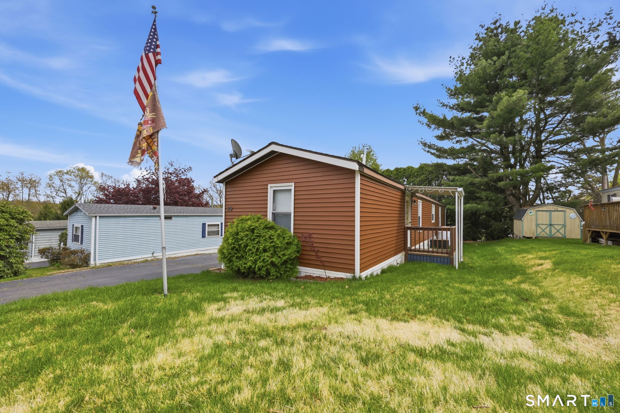 325 Kelly Road Vernon, CT 06066 - Photo 3 of 37