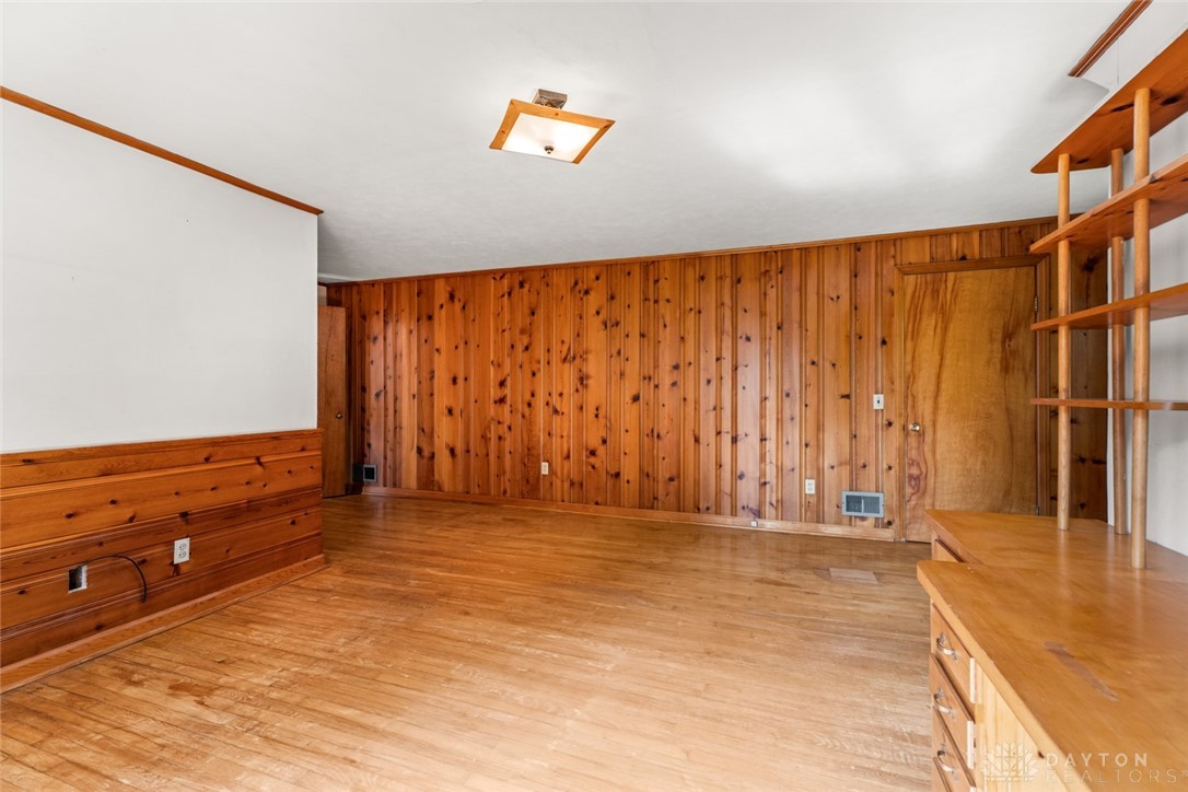 2420 Ridgeway Road Dayton, OH 45419 - Photo 37 of 62 Bedroom 3 (2nd Floor)