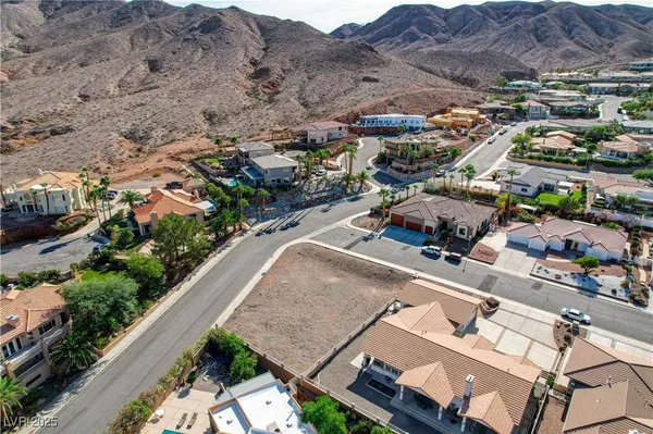 $200,000 | 848 Lime Rock Road, Boulder City, NV 89005