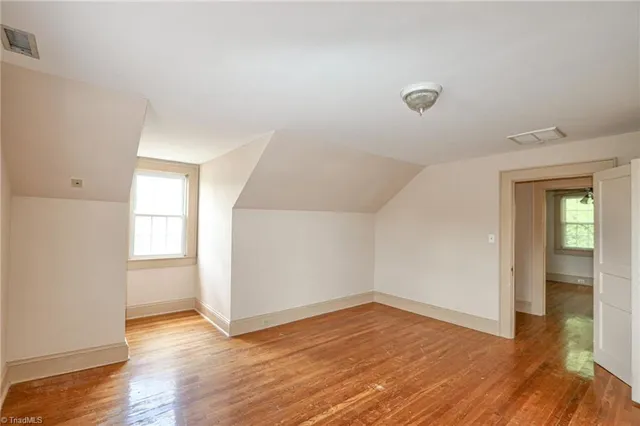 $285,000 | 2036 1st Avenue Southwest, Hickory, NC 28602