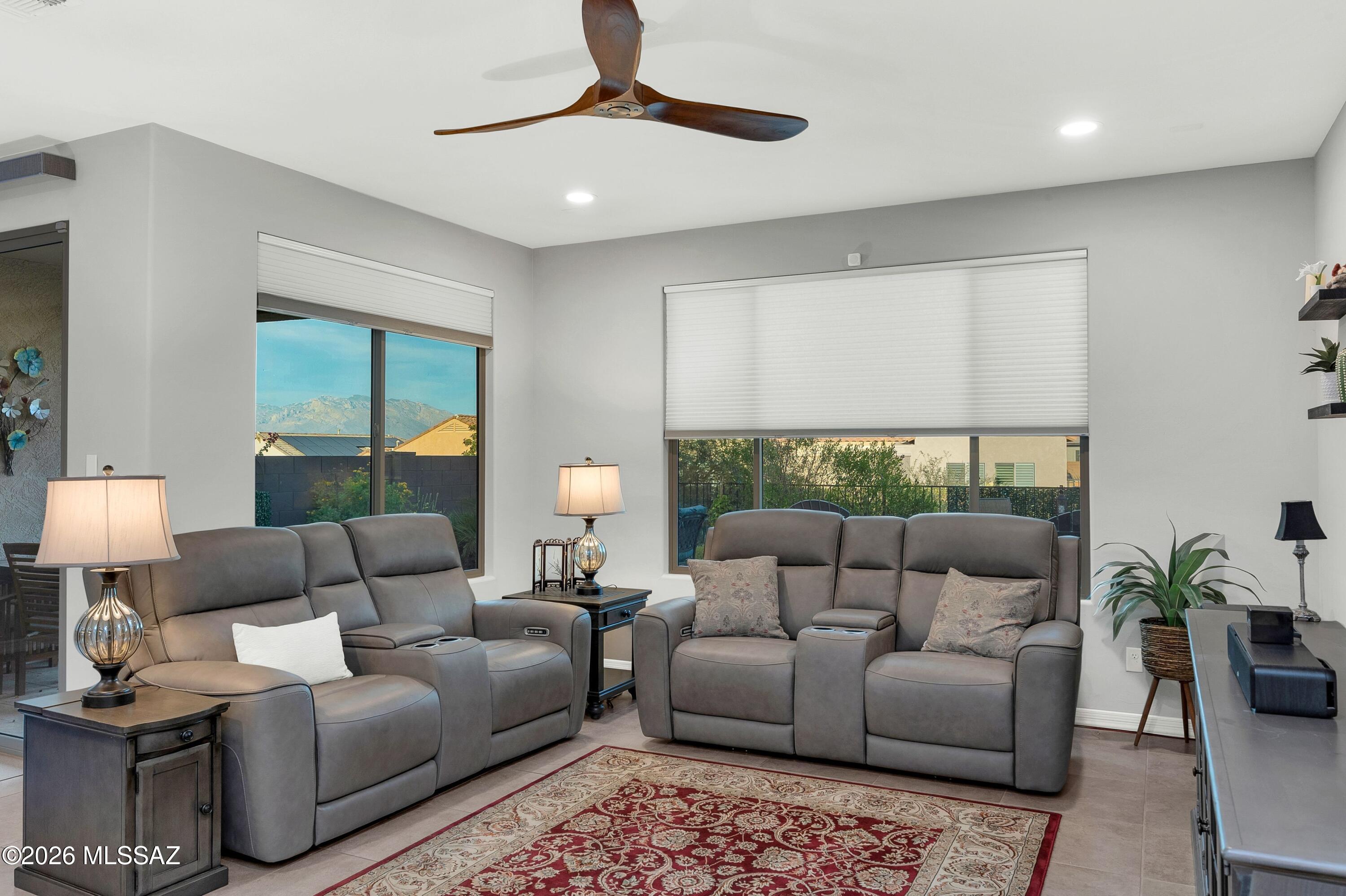 8428 North Lone Ranger Road Tucson, AZ 85743 - Photo 13 of 40