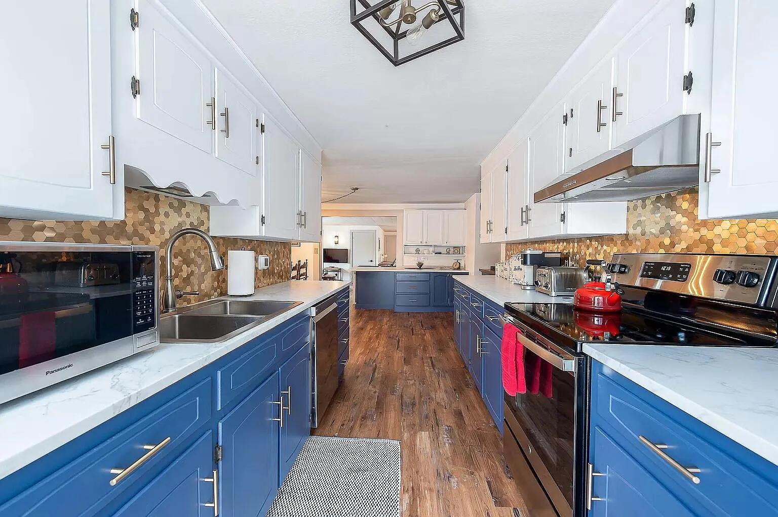 62 Main Street Bethel, ME 04217 - Photo 11 of 35 62 Main Kitchen Stove