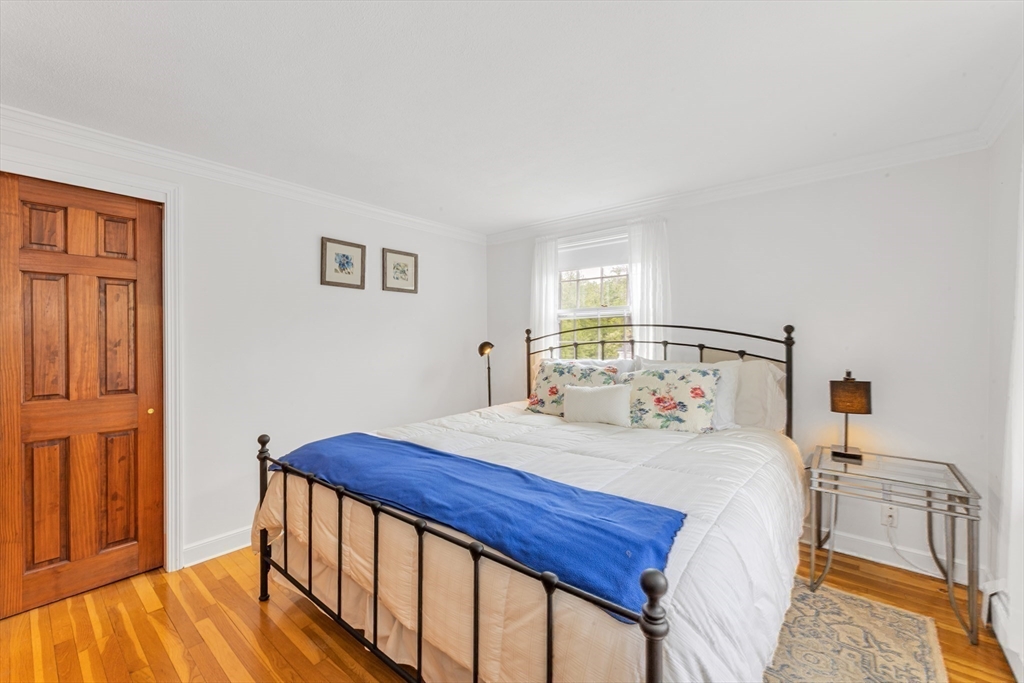 4 Old Wood Road Framingham, MA 01701 - Photo 25 of 39
