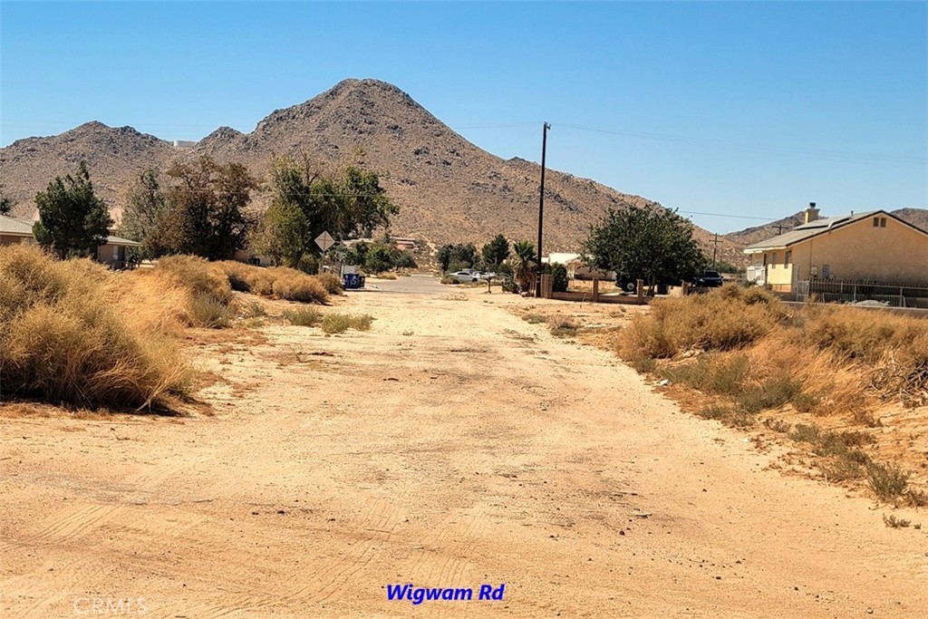 23 Wigwam Road Apple Valley, CA 92307 - Photo 5 of 20