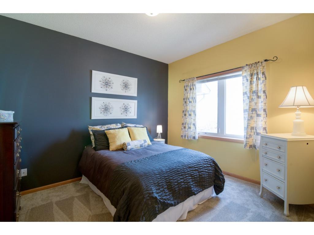4948 Slater Road St. Paul, MN 55122 - Photo 11 of 23 Gallery Image 11
