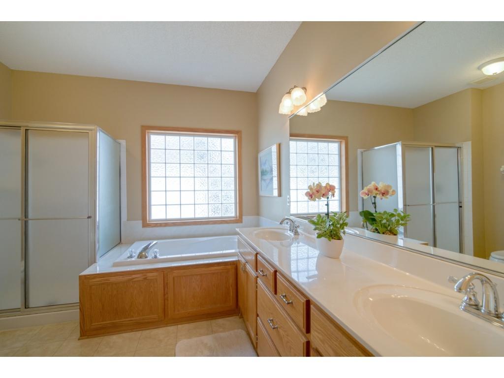 4948 Slater Road St. Paul, MN 55122 - Photo 12 of 23 Gallery Image 12