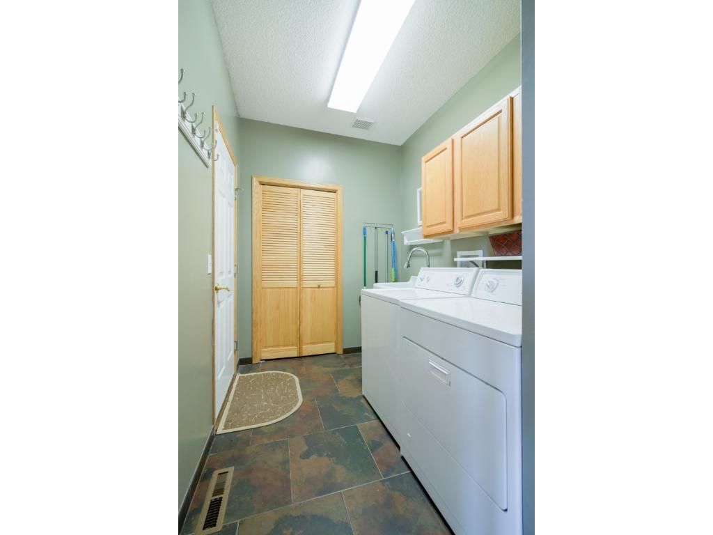 4948 Slater Road St. Paul, MN 55122 - Photo 13 of 23 Gallery Image 13