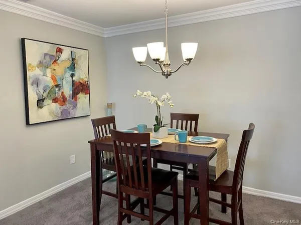 $4,545 | 115 Westwood Drive, Unit 137, Westbury, NY 11590
