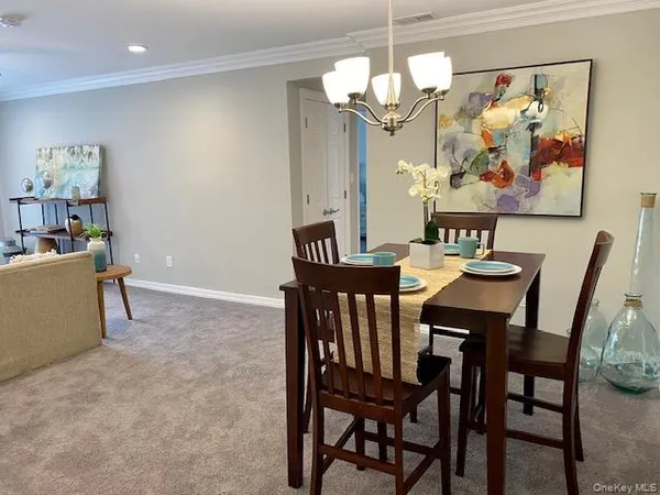 $4,545 | 115 Westwood Drive, Unit 137, Westbury, NY 11590