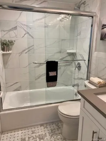 $4,545 | 115 Westwood Drive, Unit 137, Westbury, NY 11590
