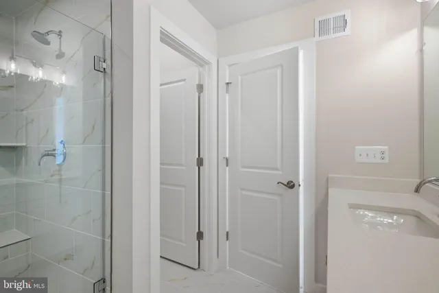 $4,400 | 1011 Venifena Terrace Southeast, Leesburg, VA 20175