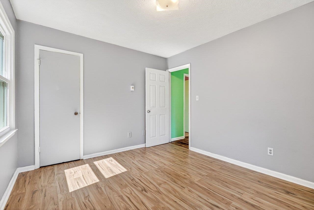 605 13th Street Grottoes, VA 24441 - Photo 22 of 45