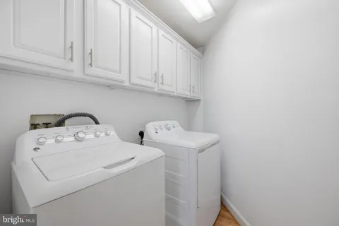 $1,295,000 | 308 Barnside Place, Rockville, MD 20850