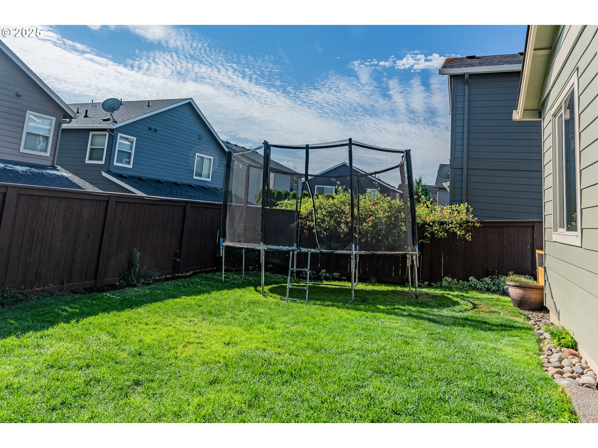 514 North 40th Avenue Ridgefield, WA 98642 - Photo 35 of 46 a view of a backyard