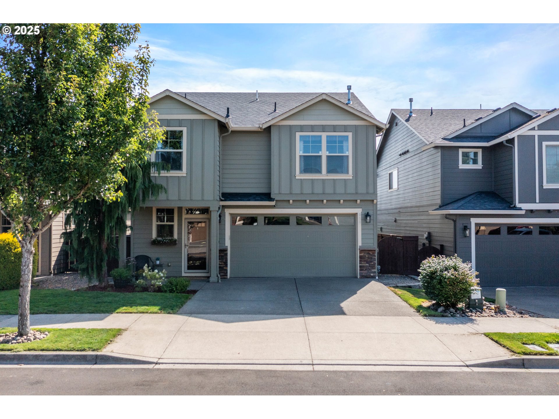 514 North 40th Avenue Ridgefield, WA 98642 - Photo 40 of 46 a view of a house with a patio