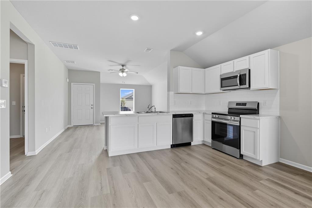 19443 Lincoln Street Spring Hill, KS 66083 - Photo 6 of 17