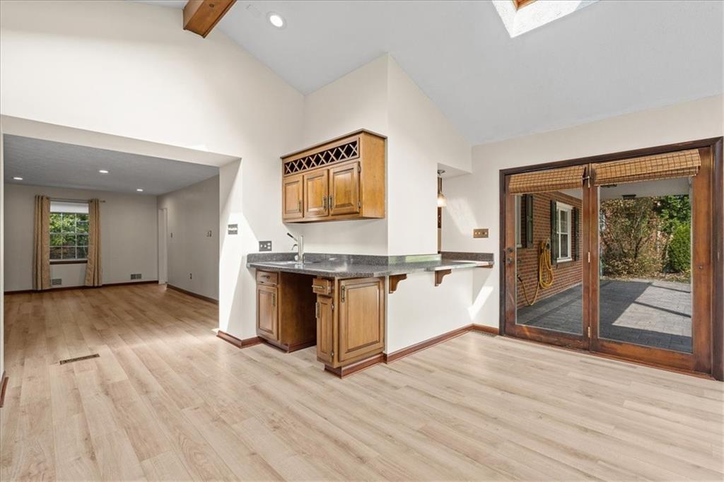 104 Drood Lane Pittsburgh, PA 15237 - Photo 20 of 39 Gallery Image 20
