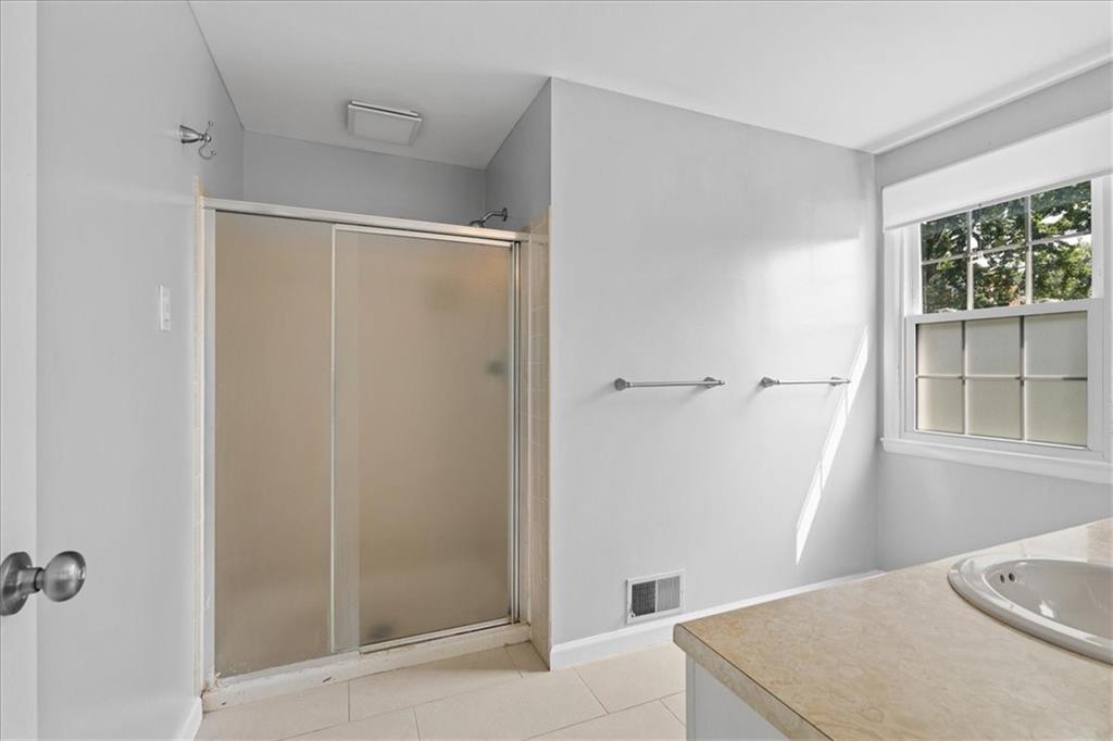 104 Drood Lane Pittsburgh, PA 15237 - Photo 24 of 39 Gallery Image 24