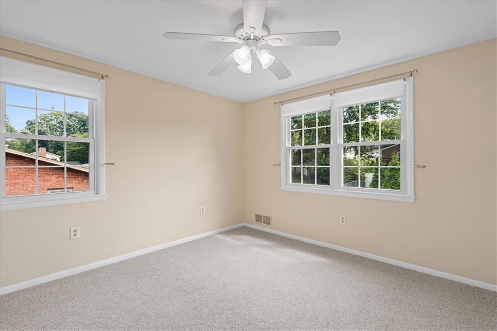 104 Drood Lane Pittsburgh, PA 15237 - Photo 29 of 39 Gallery Image 29