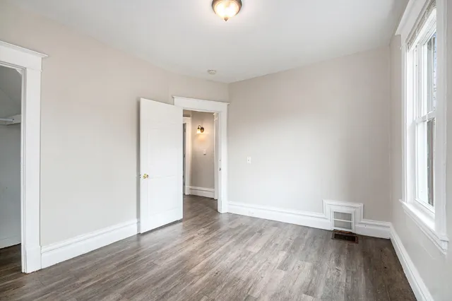 $210,000 | 835 Bates Street Southeast, Grand Rapids, MI 49506