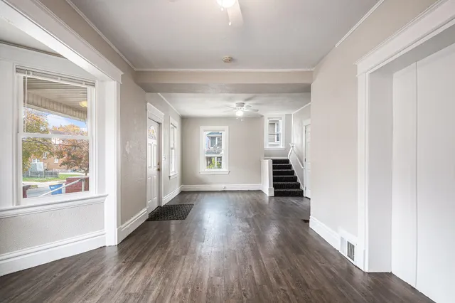 $210,000 | 835 Bates Street Southeast, Grand Rapids, MI 49506