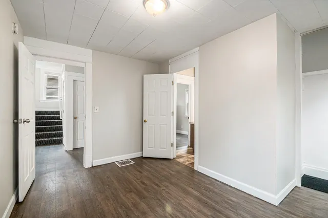 $210,000 | 835 Bates Street Southeast, Grand Rapids, MI 49506