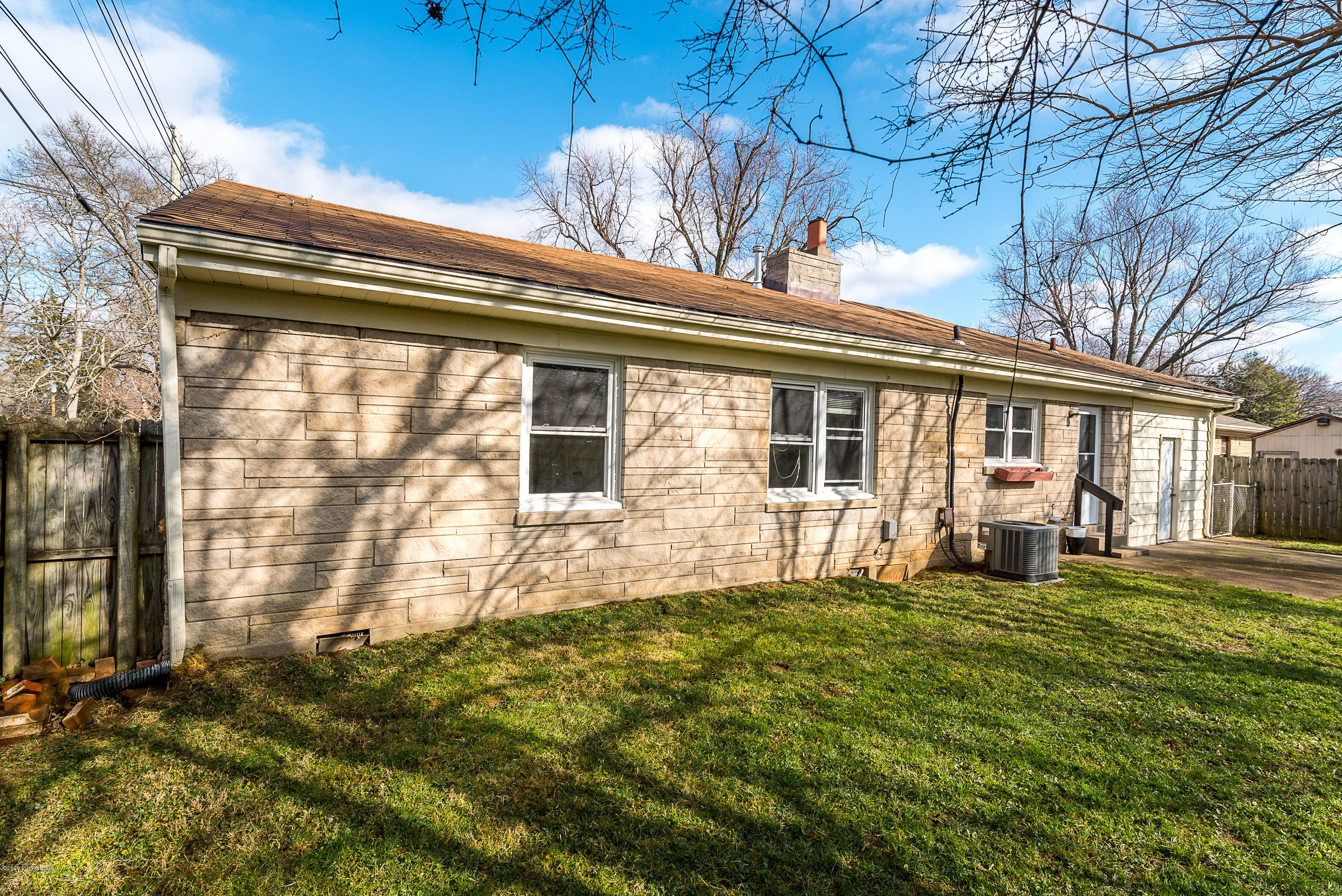 4310 Lowe Road Louisville, KY 40220 - Photo 16 of 16 AAA LOWE Rear Elevation