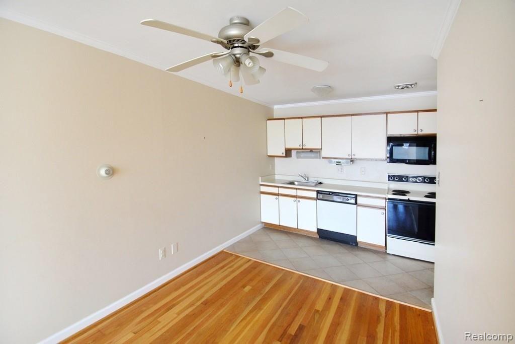 125 East 14 Mile Road, Unit 11 Birmingham, MI 48009 - Photo 14 of 25