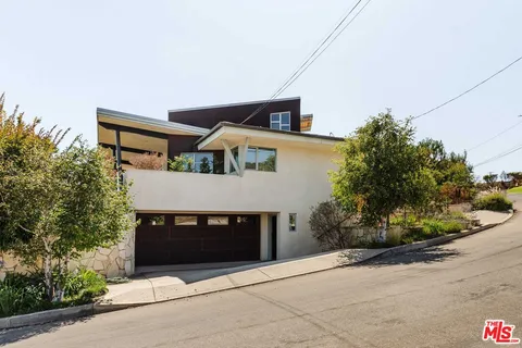 a view of room and garage