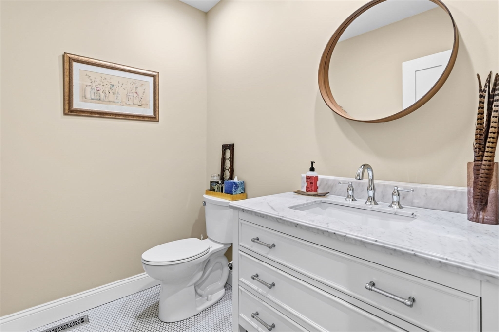 33 Rattle Hill Road Southampton, MA 01073 - Photo 31 of 42