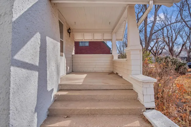 $97,500 | 700 East 5th Street, Newton, KS 67114