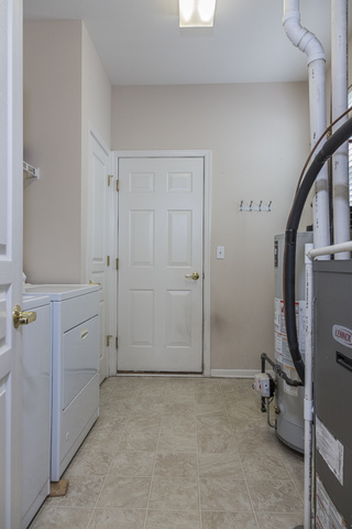 2434 Rolling Ridge Elgin, IL 60124 - Photo 15 of 17 an empty room with windows